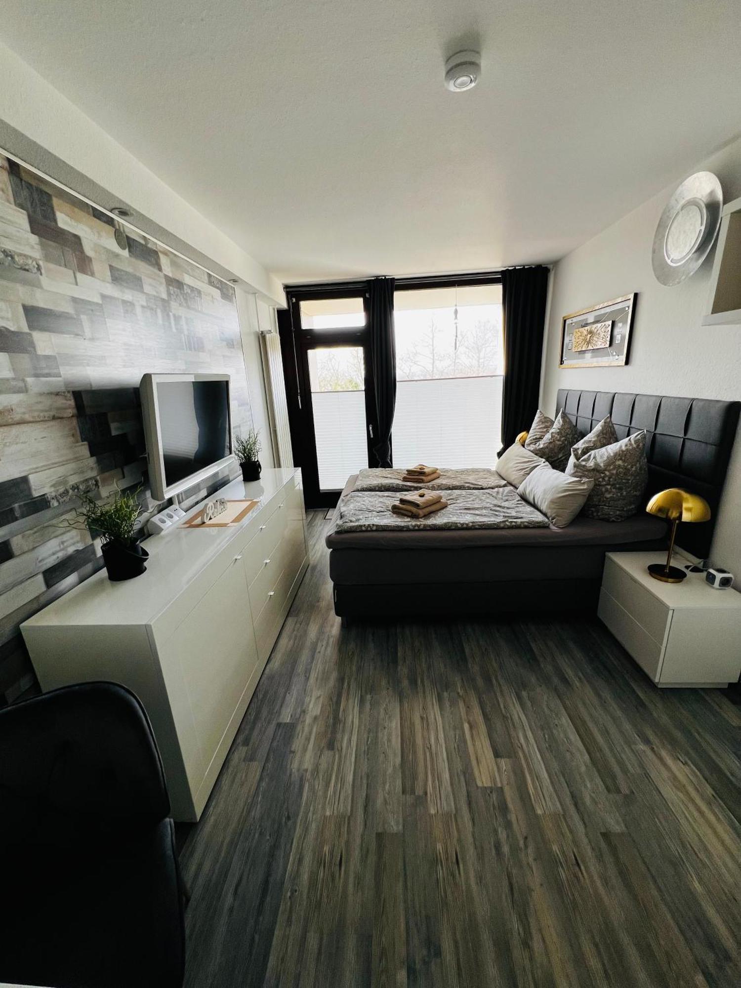 Kleine Moewe, Exklusives Ein Zimmer Apartment Mit Sauna Im Haus Wunstorf Exteriér fotografie
